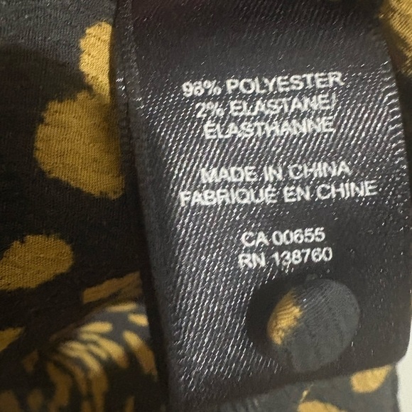 RW & Co Black and Gold Patterned Blouse Size Xl - Picture 5 of 5